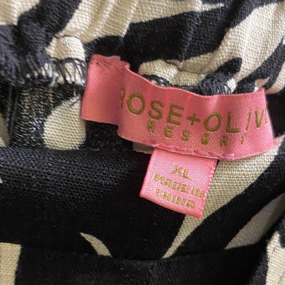 🆕 Rose & Olive Resort• 2 pc set - Picture 3 of 9